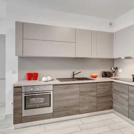 Guesthost - Dream Cernobbio