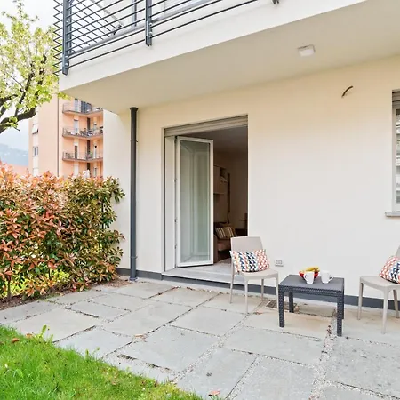 Guesthost - Dream Appartement Cernobbio