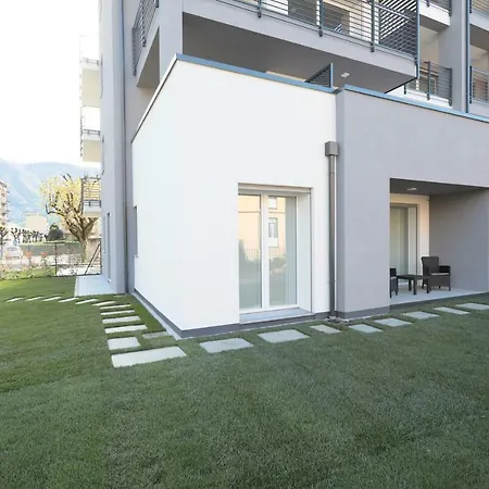 Guesthost - Dream Appartement Cernobbio