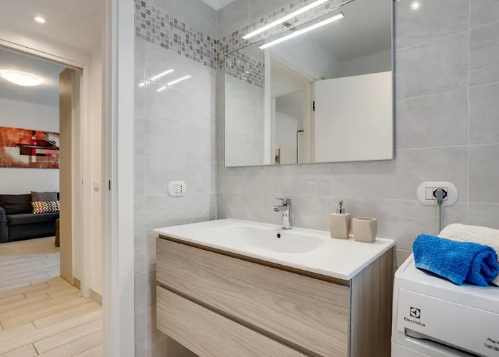 Guesthost - Dream Daire Cernobbio